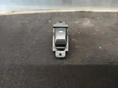 Peça sobressalente para automóvel em segunda mão botão / interruptor elevador vidro dianteiro direito por kia rio iii (ub) 1.1 crdi referências oem iam 935751w010