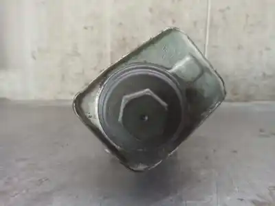 Автозапчасти б/у поддержка масляного фильтра за volkswagen passat variant (3c5) 2.0 tdi ссылки oem iam 045115389j  6740273403