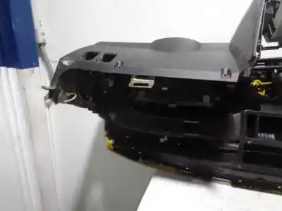 Peça sobressalente para automóvel em segunda mão tablier por ssangyong actyon 2.0 td cat referências oem iam   