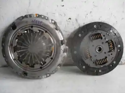 Peça sobressalente para automóvel em segunda mão kit de embreagem por opel combo cargo (e) 1.6 16v cdti dpf referências oem iam 9801354780