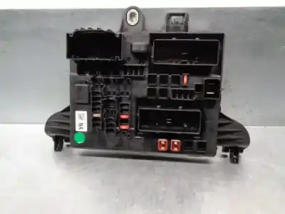 Peça sobressalente para automóvel em segunda mão caixa de fusíveis e relés por opel insignia a sedán (g09) 2.0 cdti (69) referências oem iam 13277317