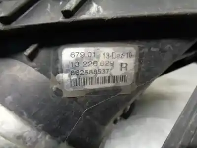 Автозапчастина б/у правий протитуман для opel insignia a sedán (g09) 2.0 cdti (69) посилання на oem iam 13226829  