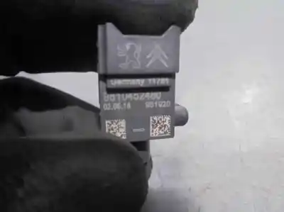 Peça sobressalente para automóvel em segunda mão sensor por citroen c3 iii (sx) 1.2 thp 110 referências oem iam 9810452480  