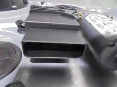 Автозапчастина б/у регулятор скла заднього правого для volkswagen passat variant (3b5) 1.8 20v turbo посилання на oem iam 3b9839752  