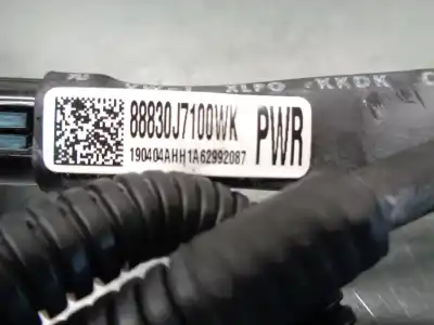 Автозапчасти б/у крюк для пояса за kia xceed 1.4 tgdi cat ссылки oem iam 88830j1700  2 pin