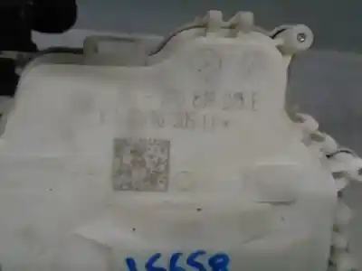 Автозапчастина б/у замок дверей заднього лівого для audi a1 (8xk) adrenalin посилання на oem iam 8x0839015e  