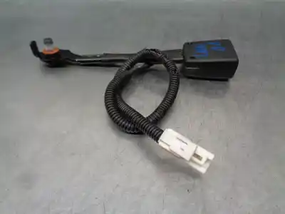 Tweedehands auto-onderdeel riemhaak rechts voor voor kia xceed 1.4 tgdi cat oem iam-referenties 88840j7000