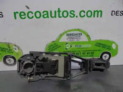 Автозапчасти б/у задняя левая наружная ручка за volkswagen passat variant (3b5) 1.8 20v turbo ссылки oem iam 3b0837207  