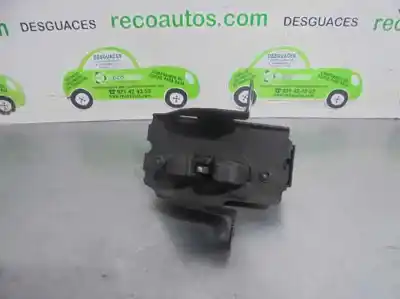 Автозапчастина б/у замок багажника / ворот для citroen c4 picasso ii 2.0 bluehdi 135 посилання на oem iam 9660403680  