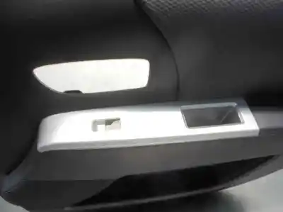 Автозапчасти б/у обивка передней правой двери за mazda 5 berl. (cr) 2.0 crtd sportive (105kw) ссылки oem iam cc3068420a   Автозапчасти б/у обивка передней правой двери за mazda 5 berl. (cr) 2.0 crtd sportive (105kw) ссылки oem iam cc3068420a
