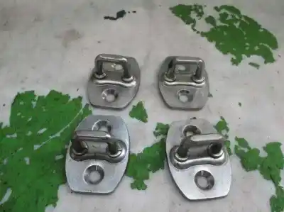 Second-hand car spare part hinge for toyota yaris (ksp9/scp9/nlp9) 1.3 cat oem iam references 