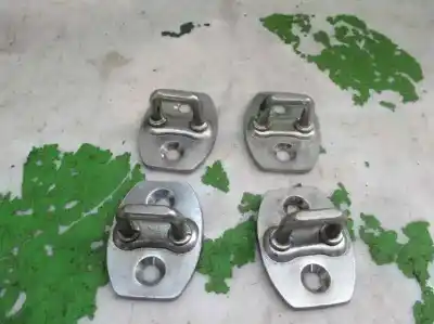 Second-hand car spare part hinge for toyota yaris (ksp9/scp9/nlp9) 1.3 cat oem iam references   