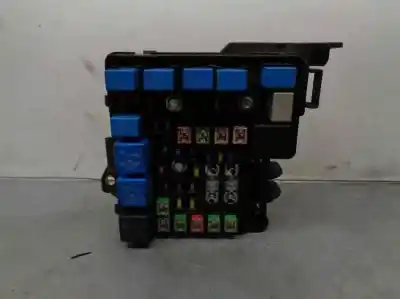 Pezzo di ricambio per auto di seconda mano scatola relè/fusibili per kia cee´d 1.6 crdi cat riferimenti oem iam 919501h030