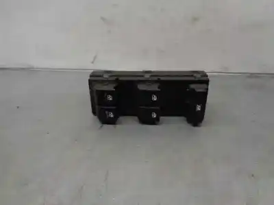 Pezzo di ricambio per auto di seconda mano interruttore alzacristalli anteriore sinistro per kia cee´d 1.6 crdi cat riferimenti oem iam 935701h120