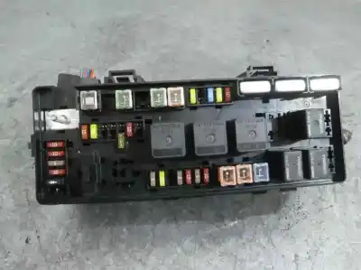Second-hand car spare part fuse box unit for chrysler 300 c 3.5 oem iam references 05087111af  