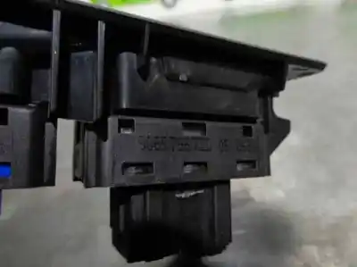 Second-hand car spare part left front power window switch for citroen c-elysée exclusive oem iam references 96657937zd  