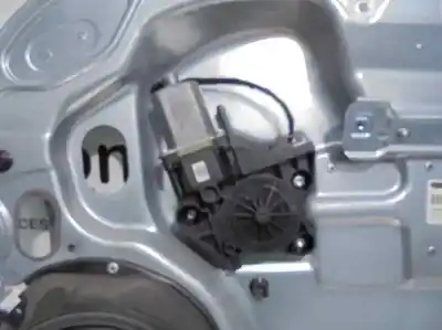 Peça sobressalente para automóvel em segunda mão elevador de vidros dianteiro direito por ford focus lim. (cb4) 1.6 tdci cat referências oem iam 4m5114553  