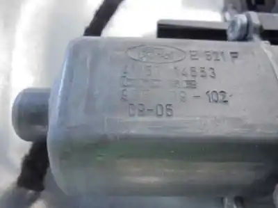 Peça sobressalente para automóvel em segunda mão elevador de vidros dianteiro direito por ford focus lim. (cb4) 1.6 tdci cat referências oem iam 4m5114553  