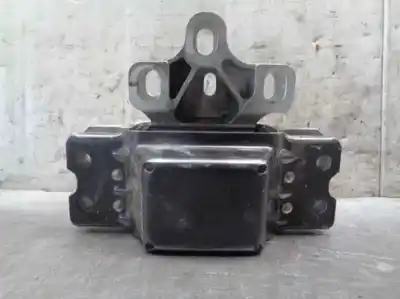 Автозапчасти б/у левая опора двигателя за volkswagen passat b6 variant (3c5) 2.0 tdi ссылки oem iam 3c0199555aa  