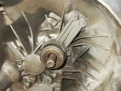 Pezzo di ricambio per auto di seconda mano riduttore per ford ka (ccq) 1.3 cat riferimenti oem iam 97wt7002ej  ttfn0310102045020