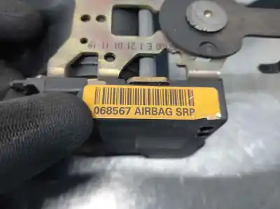 Автозапчасти б/у правый передний ремень безопасности за renault clio ii fase ii (b/cb0) 1.5 dci diesel 65 cv / 48 kw ссылки oem iam 068167  