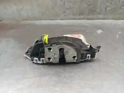 Автозапчасти б/у замок левой передней двери за toyota prius (nhw30) 1.8 16v cat ссылки oem iam 6904052340  