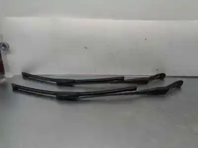 Second-hand car spare part front right windshield wiper arm for dacia duster (hm_) 1.2 tce 125 4x4 (hmma) oem iam references 288811609r