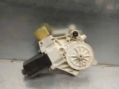 Автозапчастина б/у ДВИГАТЕЛЬ ЗАДНЬОГО ПРАВОГО СКЛА для FORD S-MAX (CA1)  Посилання на OEM IAM   0130822287