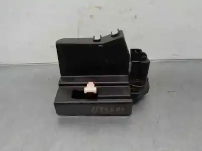 Автозапчастина б/у замок передніх дверей лівий для ssangyong rodius 2.7 turbodiesel cat посилання на oem iam 7121021021