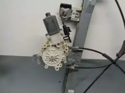 Автозапчастина б/у регулятор переднього правого скла для smart forfour 1.3 cat посилання на oem iam a4547200046  