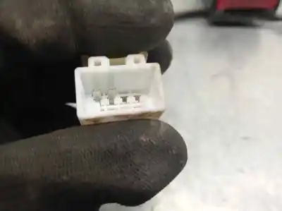 Peça sobressalente para automóvel em segunda mão chicote / encaixe cinto segurança por ssangyong actyon 2.0 td cat referências oem iam 07071805  