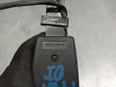 Peça sobressalente para automóvel em segunda mão chicote / encaixe cinto segurança por ssangyong actyon 2.0 td cat referências oem iam 07071805  
