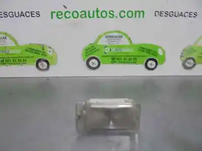 Recambio de automóvil de segunda mano de PILOTO MATRICULA para RENAULT CLIO III  referencias OEM IAM   