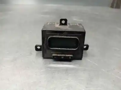 Peça sobressalente para automóvel em segunda mão relógio por ssangyong actyon 2.0 td cat referências oem iam 8111031000