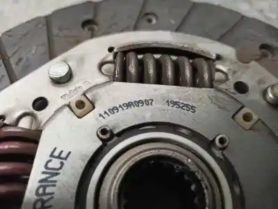 Second-hand car spare part clutch kit for peugeot 206 berlina x-line refri oem iam references 110919a0907  195504