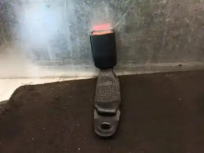 Peça sobressalente para automóvel em segunda mão chicote / encaixe cinto segurança traseiro central por ford focus c-max (cap) 1.6 16v cat referências oem iam 3m51r60044be