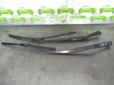 Second-hand car spare part front right windshield wiper arm for kia pro cee´d (ed) 1.6 crdi 90 oem iam references 983211h000  