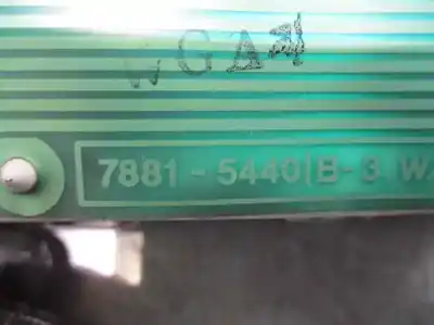 Peça sobressalente para automóvel em segunda mão quadrante por kia rio 1.5 cat referências oem iam 78815440  