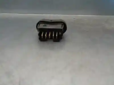 Pezzo di ricambio per auto di seconda mano interruttore alzacristalli anteriore sinistro per dacia duster 1.5 dci diesel fap cat riferimenti oem iam 254110431r  e30607
