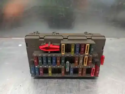 Second-hand car spare part FUSE BOX UNIT for CITROEN BERLINGO  OEM IAM references 9568205380  