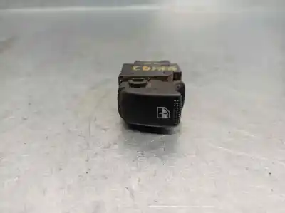 Second-hand car spare part right front power window switch for hyundai matrix (fc) 1.5 crdi oem iam references 9358017000yn  