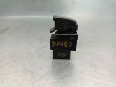 Second-hand car spare part right front power window switch for hyundai matrix (fc) 1.5 crdi oem iam references 9358017000yn  