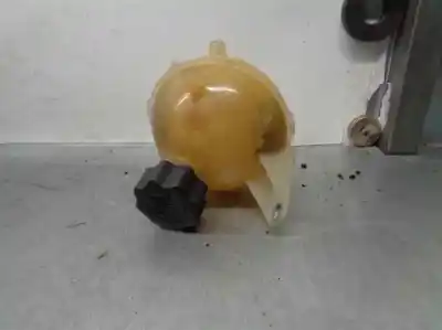 Pièce détachée automobile d'occasion vase d'expansion de liquide de refroidissement pour citroen c1 sx références oem iam 4635a8
