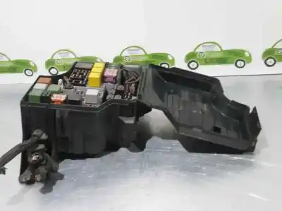 Pezzo di ricambio per auto di seconda mano scatola relè/fusibili per opel corsa c 1.7 16v cdti riferimenti oem iam 09115986  