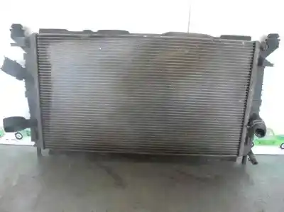 Pièce détachée automobile d'occasion RADIATEUR D'EAU pour FORD FOCUS BERLINA (CAP)  Références OEM IAM 3M5H8005  