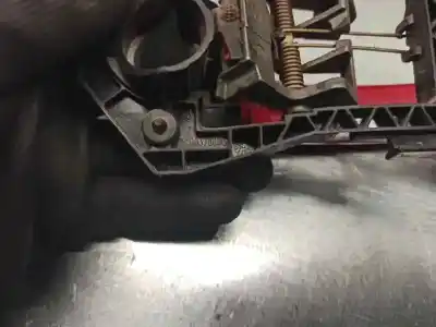 Автозапчасти б/у задняя левая наружная ручка за volkswagen passat b6 variant (3c5) 2.0 tdi ссылки oem iam 3c0837885g  