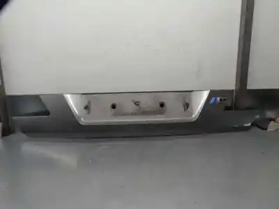 Second-hand car spare part rear decorative moulding for bmw serie 7 (e65/e66) 3.0 turbodiesel cat oem iam references 51137133637  