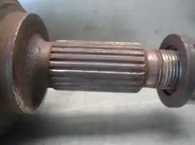 Автозапчастина б/у передня права трансмісія для renault clio iii 1.5 dci diesel cat посилання на oem iam 8200499586 x85 