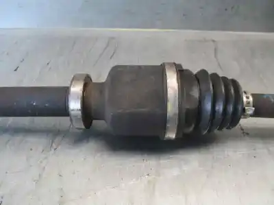 Автозапчастина б/у передня права трансмісія для renault clio iii 1.5 dci diesel cat посилання на oem iam 8200499586 x85 