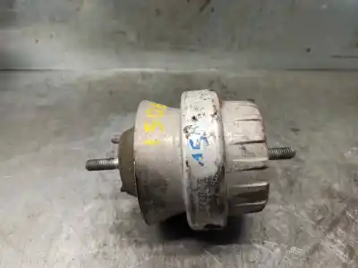 Автозапчасти б/у передняя опора двигателя за audi a6 avant (4f5) 2.0 16v tfsi ссылки oem iam 4f0199379c